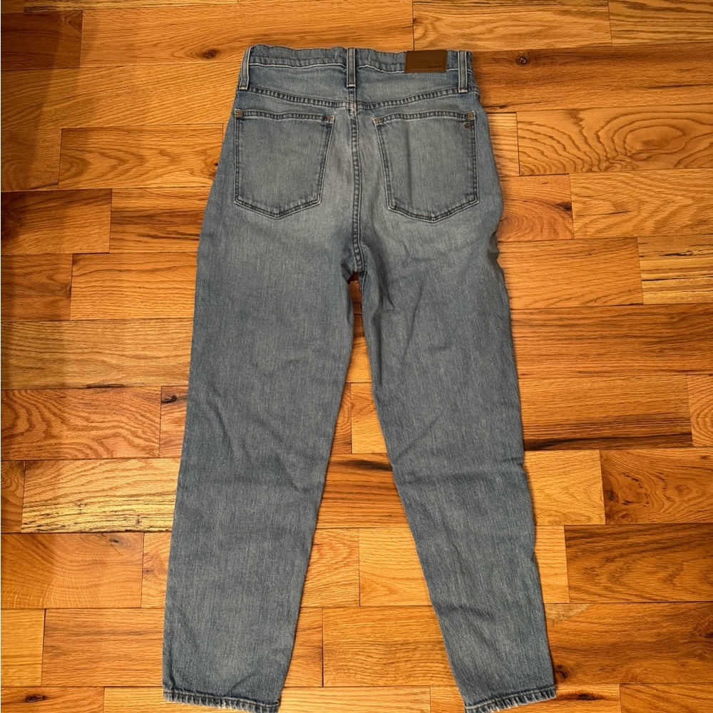 Madewell Classic Straight Jean - Picture 5 of 5